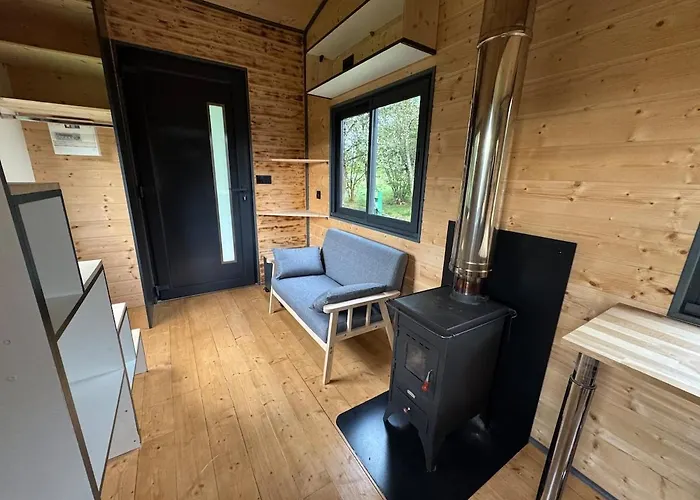 La Tiny Autre Facon De Voyager